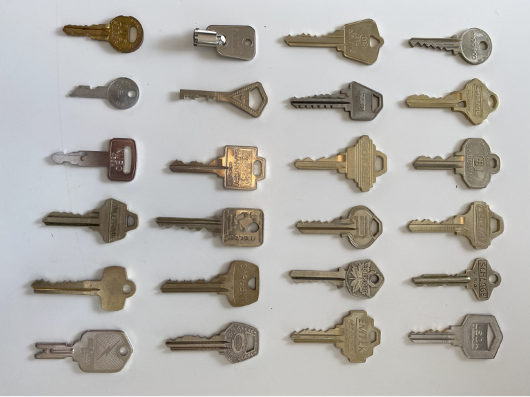 Retail StoreKeys CutFobs CopiedAcme Lock & Key Toronto